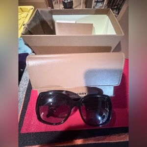 Burberry Sunnies with cloth, case, and box.